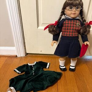 American girl doll Molly McIntire & Christmas dress